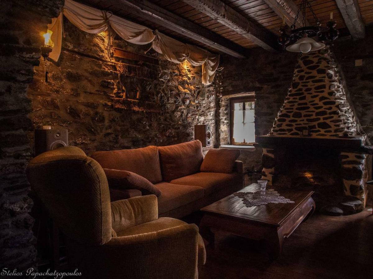 Mansion Philoktitis Villa Melivoia Buitenkant foto